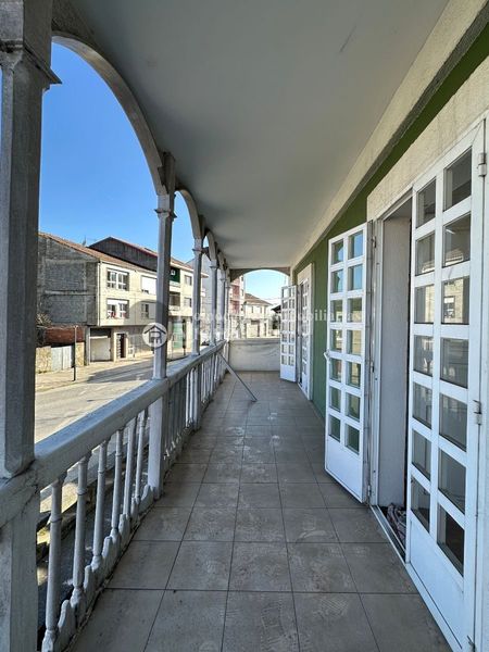 Foto a9382a82-b478-4560-8163-36f7ecbd396d. Casa a Verín