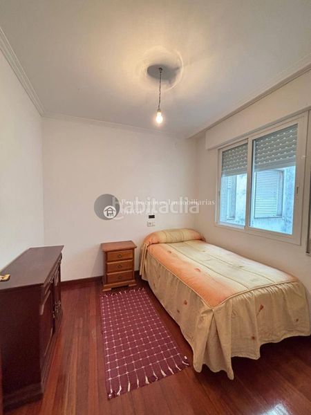 Foto 76d94df0-8f53-4bab-908e-ecaddd7e5dd1. Piso  de cuatro dormitorios en Verín