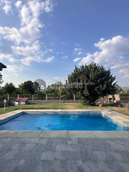 Foto c9d1005d-fe02-4b1c-b1ac-20803a73c053. Xalet amb calefacció aparcament piscina a Verín