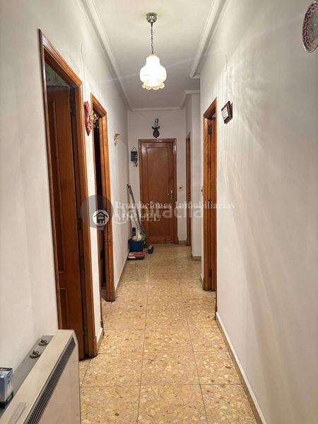 Foto f55b87ba-925e-45e0-bb2d-fb7d06abf6a0. Pis amb terrassa a Verín