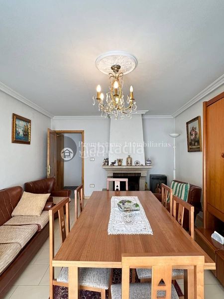 Foto d2cf22d5-2b5e-4cef-9f6a-67f6a2177e6e. Casa a Verín