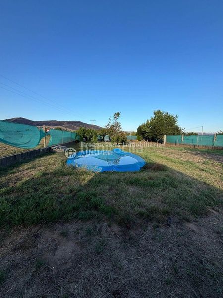 Foto 71d51196-aec6-47b3-9eb7-e8d6ae1837fd. Finca rústica a Monterrei