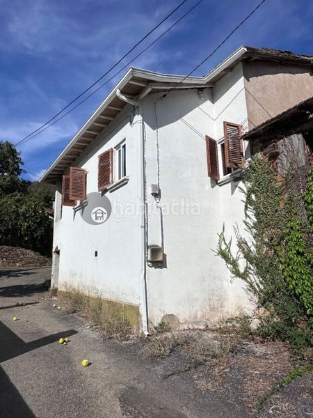 Foto 19e216dc-4ebd-4670-9470-c7e2d38744f0. Casa amb calefacció a Laza