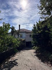 Casa in Laza. Encantadora vivienda en el rural gallego