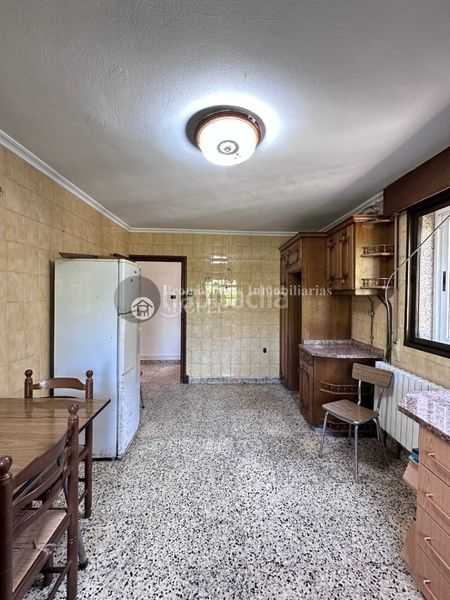 Foto 4de12d66-2e06-431a-9281-16f248b31617. Casa amb calefacció a Laza