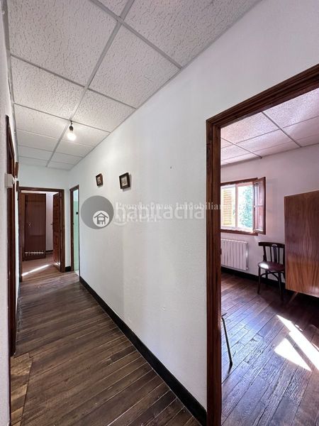 Foto bdaa97ed-0eaa-45f6-9e5d-b3b911f05e45. Casa amb calefacció a Laza