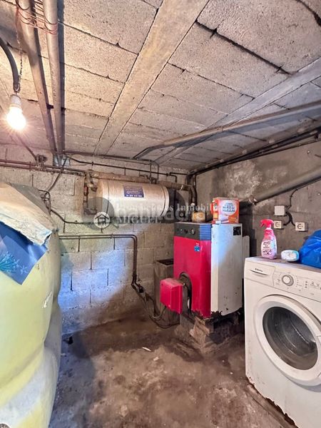 Foto e6dddcdb-67f9-4a10-b67a-148180349db1. Casa amb calefacció a Laza