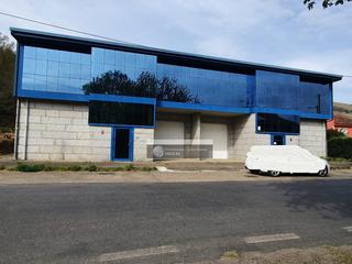 Nau industrial  Estrada de vences. Nave totalmente acondicionada