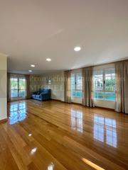 Xalet a Verín. Moderno chalet en estado impecable