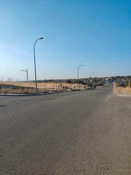 Foto ab0a9756-6a97-424c-a9c8-098a2abdead8. Terreno residencial parcela en esquina en la urbanizacion camino del pantano en Argés