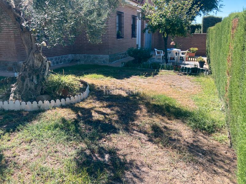 Foto 2defb1c6-89d3-45e9-bd83-1edaae2eb78c. Xalet amb xemeneia aparcament a Argés