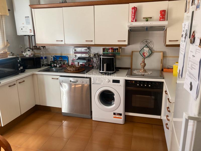 Foto 6d3ca427-bc09-4c98-96a0-19871cab9cc7. Xalet amb xemeneia aparcament a Argés