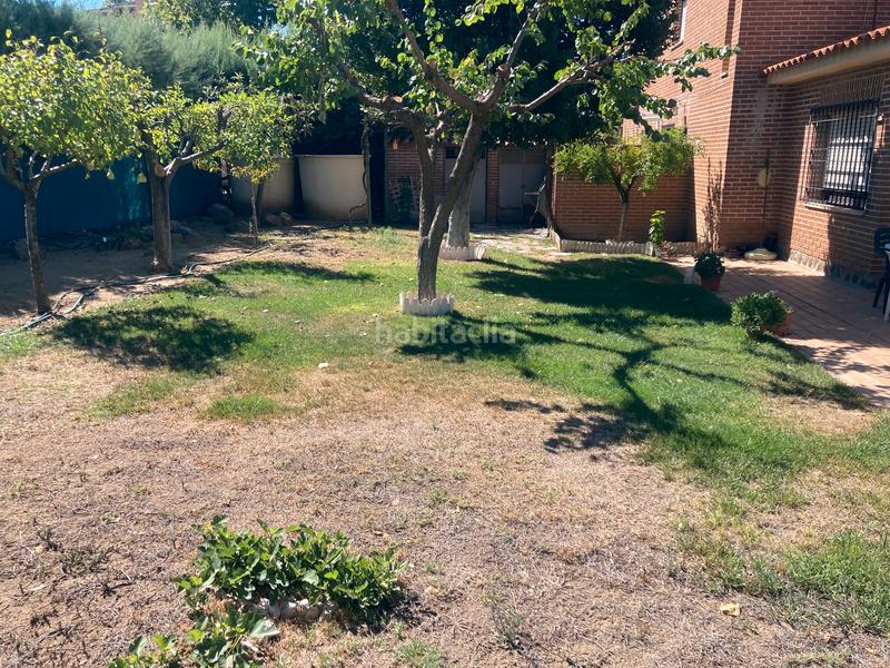 Foto af3c1503-0562-4e91-a638-d1f67cc0f5f4. Xalet amb xemeneia aparcament a Argés