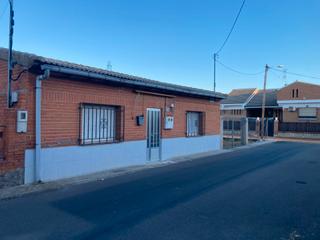 Casa  Calle burgos. Casa mas parcela en polan