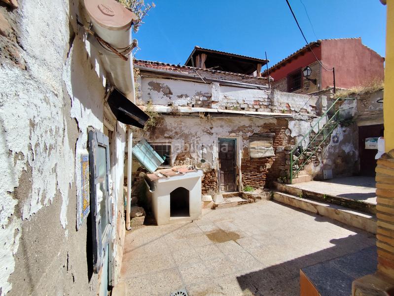 Foto 5a7302db-18d2-423a-80bd-5c0ba7656f28. Casa aparellada a cuesta can 11 a Casco Histórico Toledo