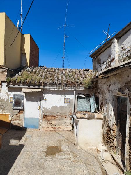 Foto 99d174f8-e4b6-4e78-b925-cfdadca8fb3e. Casa aparellada a cuesta can 11 a Casco Histórico Toledo