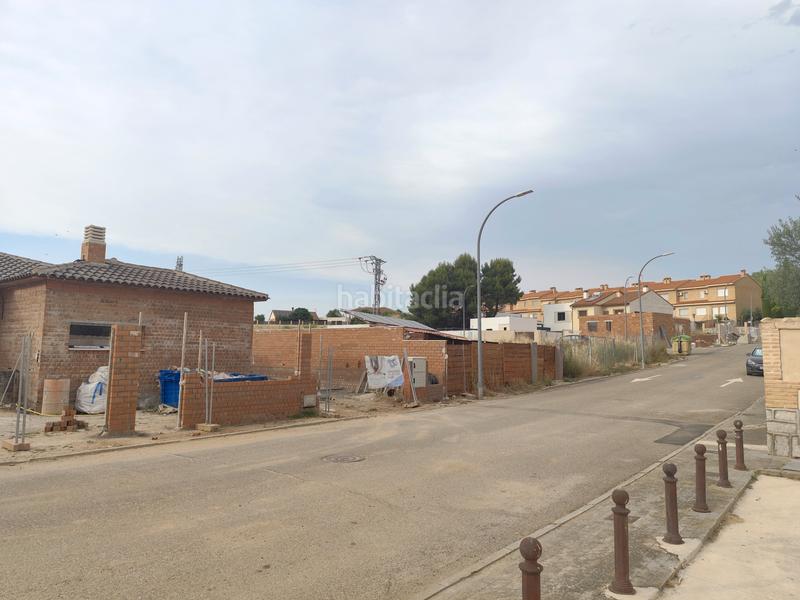 Foto c02df77c-f400-4de3-be1e-c756a643fb3d. Terreno residencial parcela con placas solares en Argés