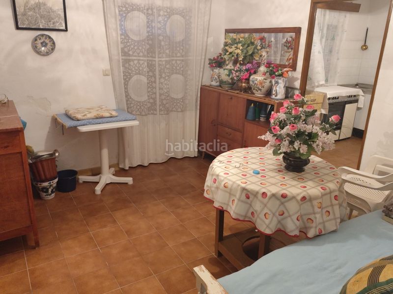 Foto 3897d8b9-490d-4473-8403-153375ebc6a8. Casa amb calefacció a Polán