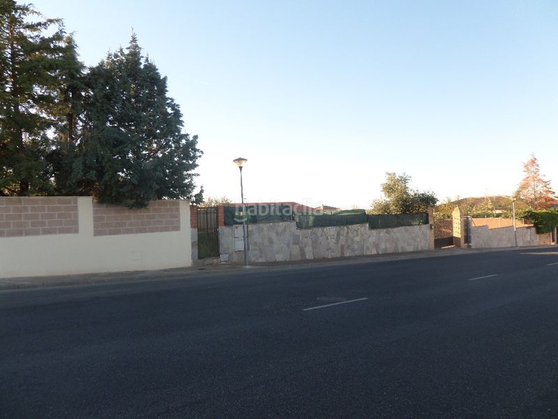 Foto eae64247-b665-43c9-adba-e32a31ba6cbc. Terreny residencial a Argés
