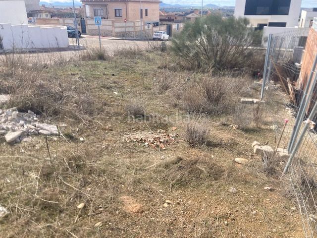 Foto 54536a9e-51c8-4355-b217-8a50b0ea96ac. Terreno residencial parcela en urbanización aguardentero, c/ tomillo en Argés
