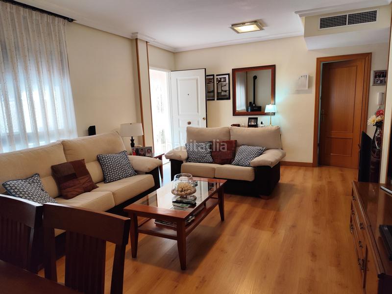 Foto b9cd32ed-af78-408c-b990-883b9ef5d454. Casa adossada a calle azucena 7 a Torreagüera Murcia