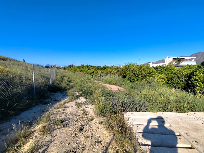 Foto c06e45d7-d91b-4a8d-9c62-475c61f7d55c. Terrain résidentiel dans mu-300 km. 4 dans Beniaján Murcia