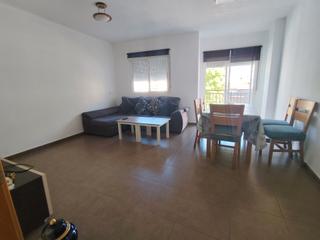 Appartement à Calle de murcia 86. Sin ascensor