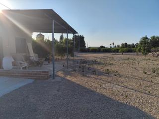 Rural plot in Calle fernandez picon 4. Ideal para recreo agua y luz