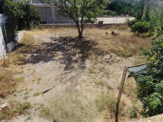 Casa adossada  Carril zaragozas 13. Casa con parcela a  reformar