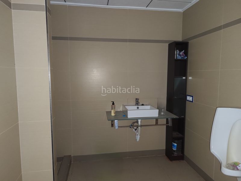 Foto a38d59b3-7150-400d-b1c3-e581b1dee684. Local comercial a avenida fabián escribano 54 a Beniaján Murcia