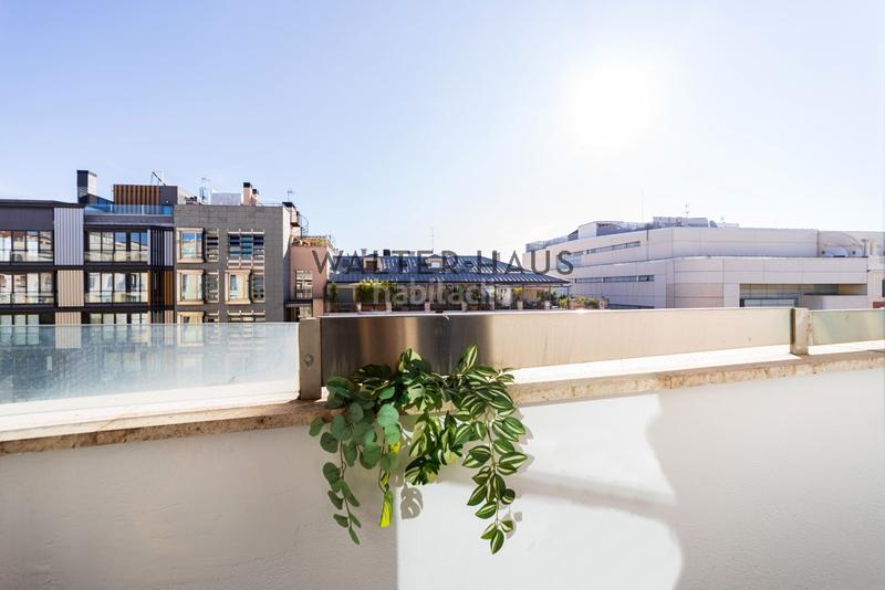 Foto 0b9a3f24-c20e-410b-b81e-09dc8cb0105a. Alquiler piso  amueblado en alquiler con garaje, terraza y piscina en Trafalgar, en Madrid