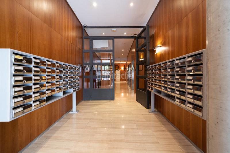 Foto 8cf34a92-0073-40d5-91df-e6898c45680c. Alquiler piso  amueblado en alquiler con garaje, terraza y piscina en Trafalgar, en Madrid