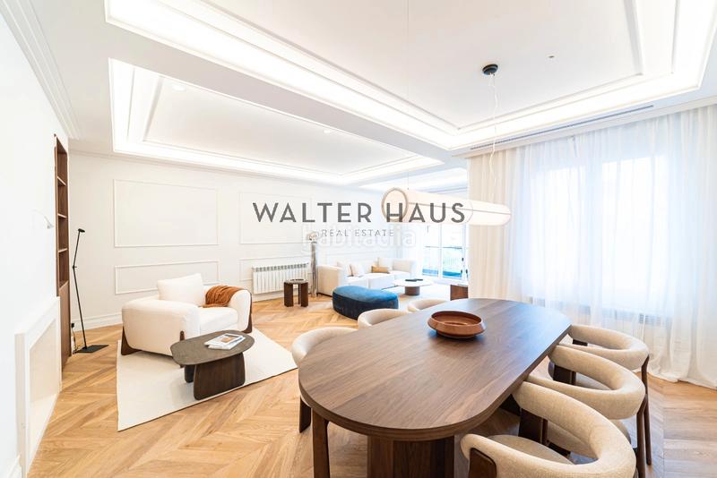 Foto 12e09e23-3584-426f-9969-37ac763dbf1e. Appartement avec cheminée chauffage dans Almagro Madrid