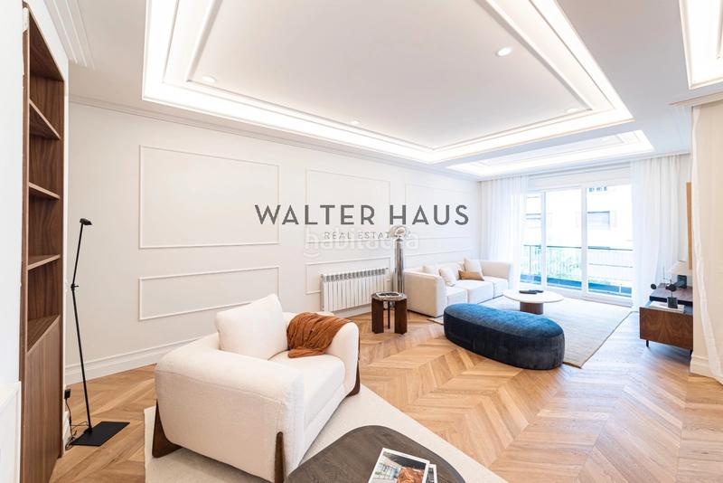 Foto 2ab1e925-0e7b-4cf9-b4df-0a7179adf779. Appartement avec cheminée chauffage dans Almagro Madrid