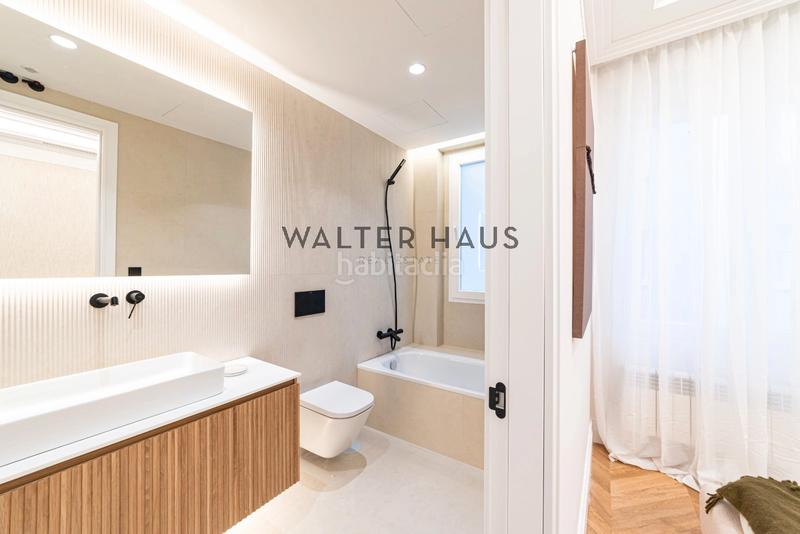 Foto 3285d1db-592f-42d5-b086-3e97e382a332. Appartement avec cheminée chauffage dans Almagro Madrid