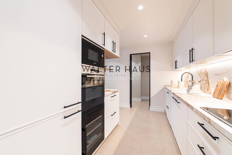 Foto 9f9a83c9-aec5-4ece-b88f-9aff86d9a53b. Appartement avec cheminée chauffage dans Almagro Madrid