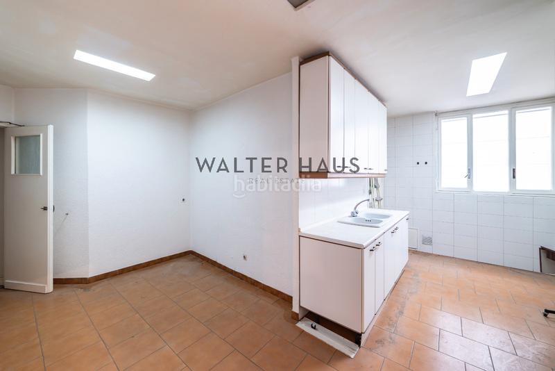 Foto f9c3c7e5-819c-4c09-b6c5-9d88e0c52188. Piso  exterior a estrenar en venta en Almagro, en Madrid