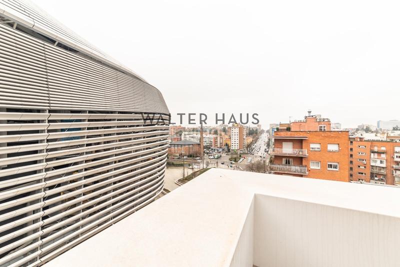 Foto 7e82e655-3ea5-4071-9c03-cd661265a782. Miete dachwohnung mit heizung parking in El Viso Madrid