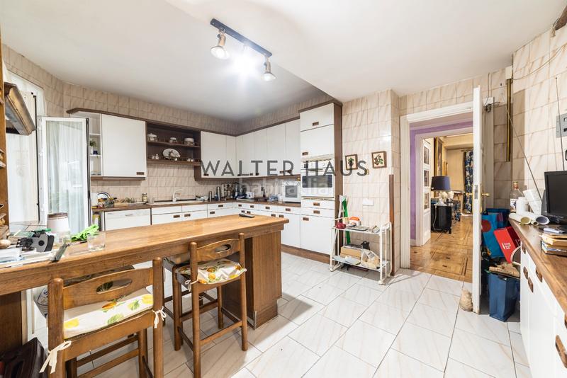 Foto 32e5c944-89b8-4994-8316-705bb2df1d26. Rent penthouse with heating parking in El Viso Madrid