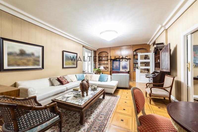 Foto 699560ab-0c5a-412d-a123-c6f8a412d84f. Rent penthouse with heating parking in El Viso Madrid