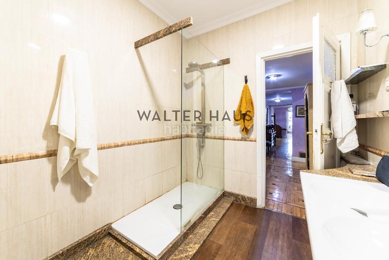 Foto 8a37341f-d13b-4c0b-b715-d11f9e8c4f73. Rent penthouse with heating parking in El Viso Madrid