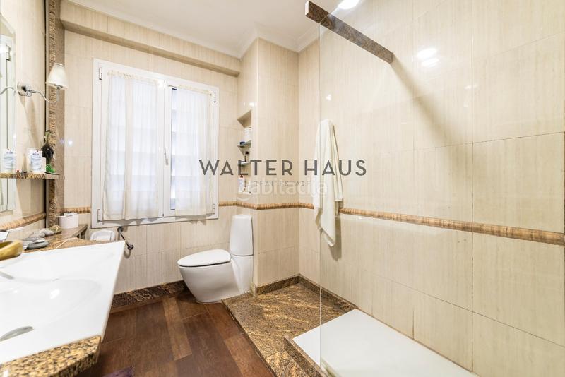 Foto cba9bf3e-2f03-41dd-adc2-2df9a2a9f008. Rent penthouse with heating parking in El Viso Madrid