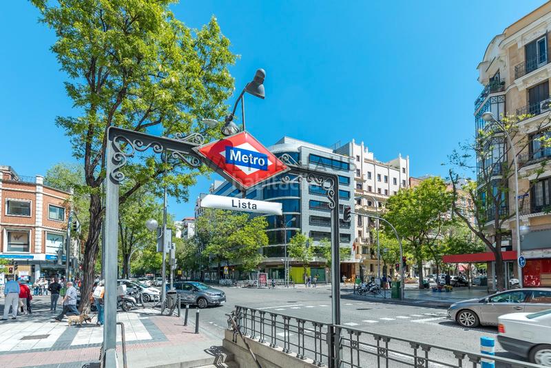 Foto 43122841-7985-4f90-8971-4d5a1ed50a56. Piso  exterior en venta en Lista, en Lista Madrid