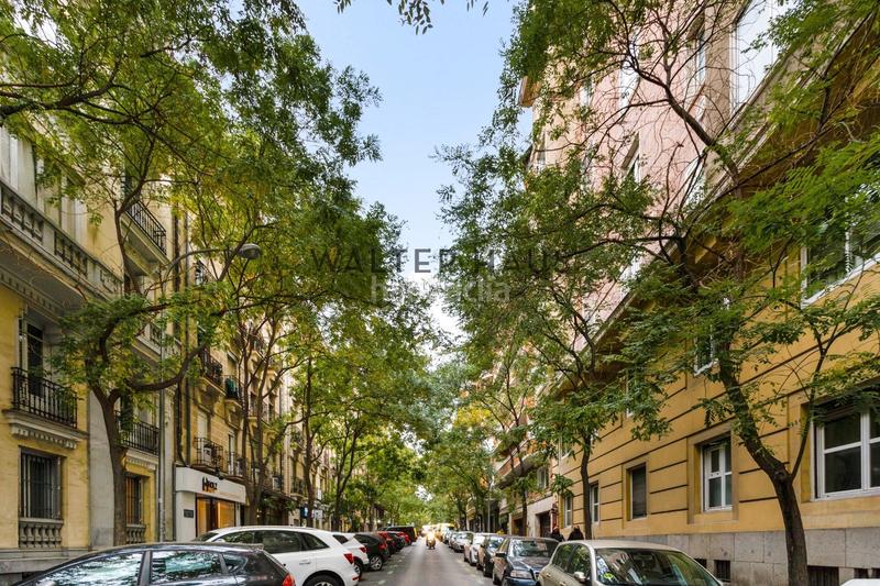 Foto ed7c4cdf-cd8f-44d4-9e5c-45631f44c4c5. Piso  exterior en venta en Lista, en Lista Madrid