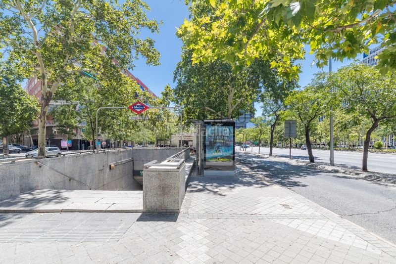 Foto f9f1fbf5-2fa7-433e-806f-c068c3bb682c. Àtic amb calefacció piscina a Prosperidad Madrid