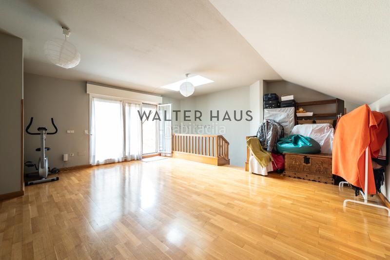 Foto 0b3037a7-0dab-4c78-a7ca-9b01551094b7. Chalet  adosado en venta con terraza, jardín, plaza de garaje y piscina en la zona de la piovera, en Madrid