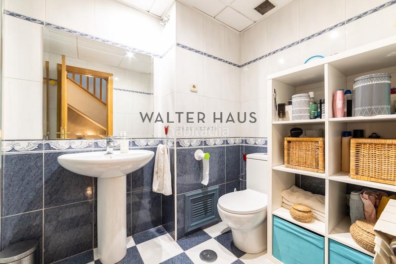 Foto 34a29b8c-6e45-4955-9be8-5e96cf471282. Chalet  adosado en venta con terraza, jardín, plaza de garaje y piscina en la zona de la piovera, en Madrid
