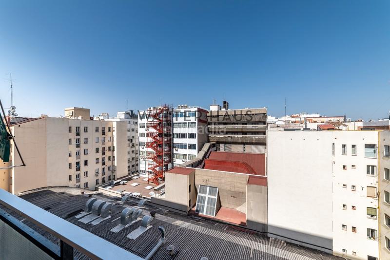 Foto c7610888-8403-4d4b-b38e-2d14bf311919. Pis a calle de alcántara 35 a Lista Madrid