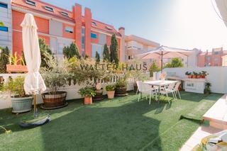 Xalet  Calle de felipe campos. Chalet adosado con jardín y terraza en el viso, madrid