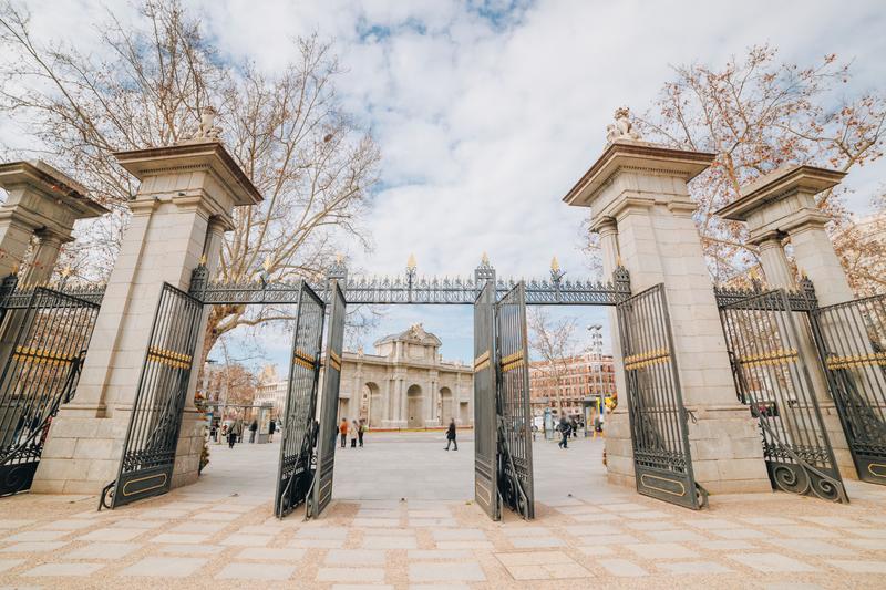 Foto d456b32d-2498-42af-b49b-3dcc0a58cda0. Flat with heating in Recoletos Madrid